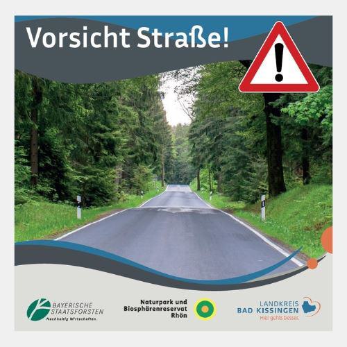 Hinweisschild Straße in der Rhön